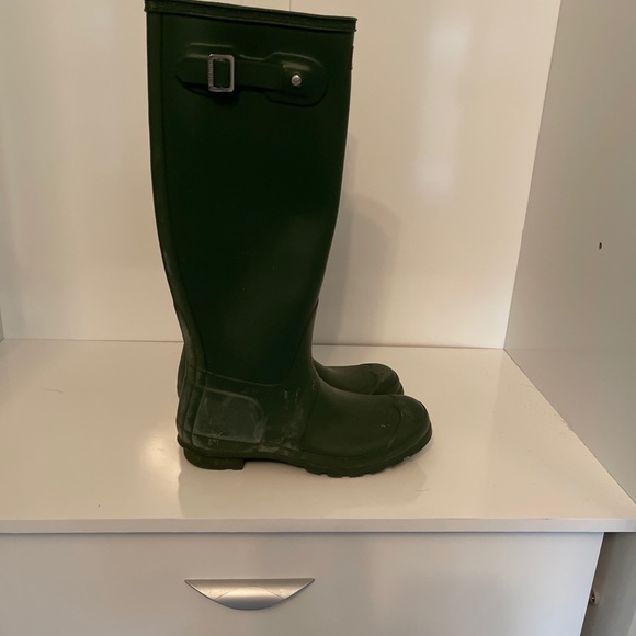 Hunter boots, green size 8 - Picture 4 of 5